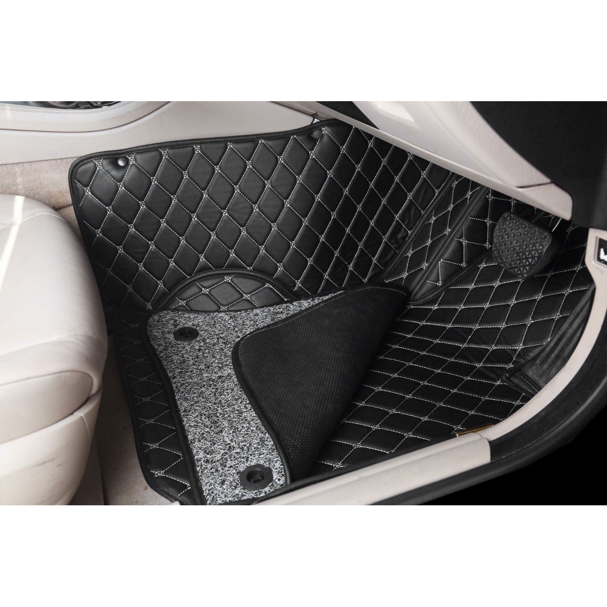 Hyundai i20 elite facelift 2018-2020 premium diamond pattern 7d car floor mats (set of 3, black & beige)
