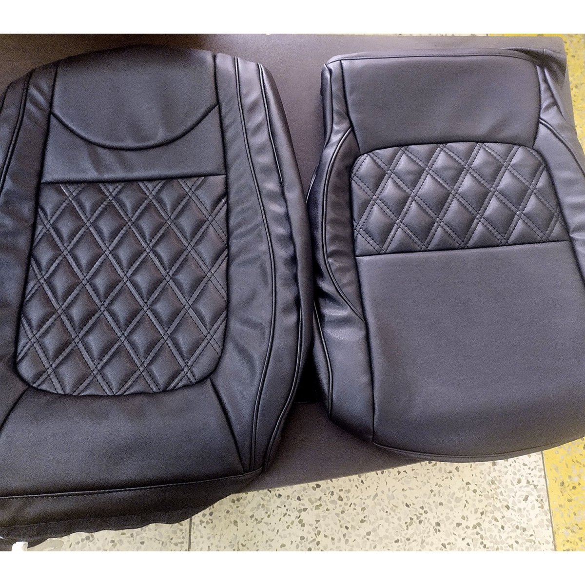 Hyundai accent pu leatherate luxury car seat cover with pillow and neck rest all black with bucket fitting seat cover