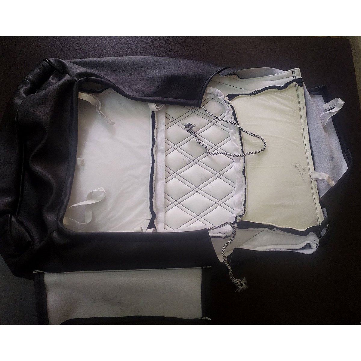 Mg hector pu leatherate luxury car seat cover with pillow and neck rest all black with bucket fitting seat cover